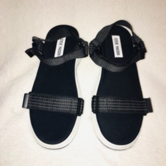 (NEW) Steve Madden Sandals - Size 9 - Picture 6 of 9